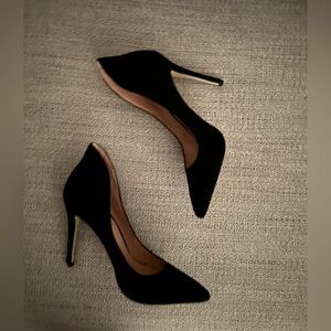 Enzo Angelini Suede pumps